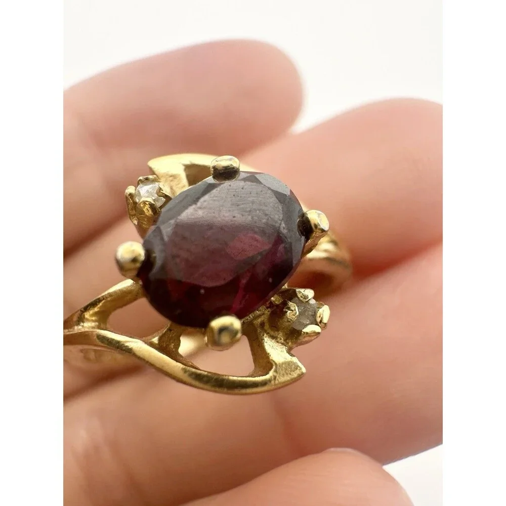Lind Ring 24K HGE Garnet and Diamond Gold Electroplate Size 7.25
